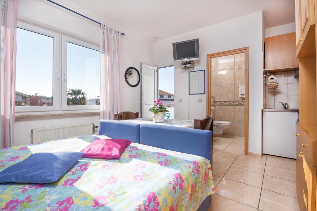 Apartments Villa-Passat Пореч Екстер'єр фото
