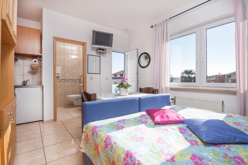Apartments Villa-Passat Пореч Екстер'єр фото