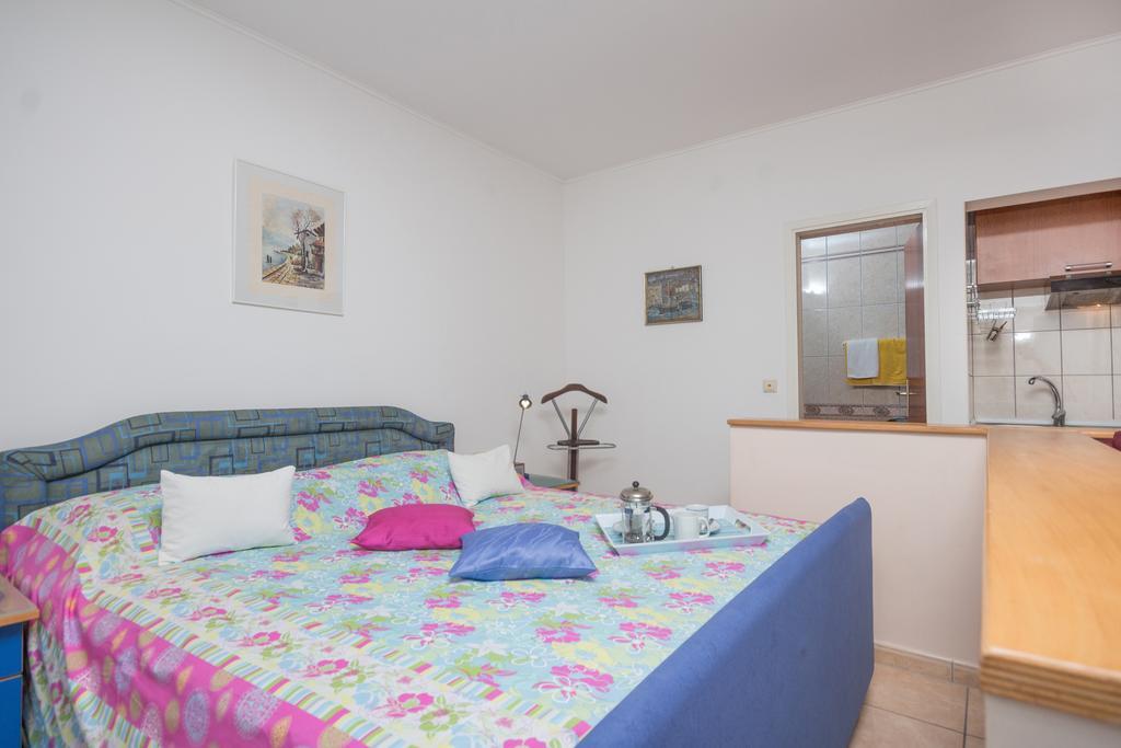 Apartments Villa-Passat Пореч Екстер'єр фото